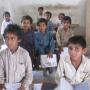 Sindh k schools ma sirf 15 mint parhai