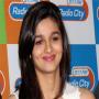 Parents never praised my work Alia Bhatt